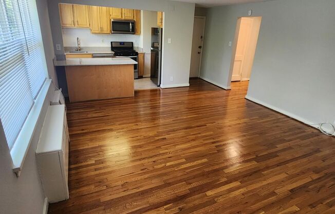 1 bed, 1 bath, 663 sqft, $1,995, Unit D-05