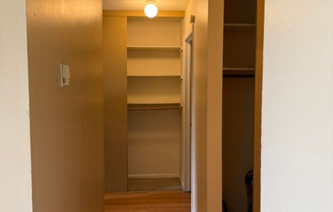 1 bed, 1 bath, 825 sqft, $1,125, Unit 806-336