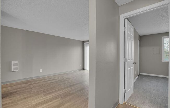 2 beds, 1 bath, 776 sqft, $1,450, Unit 307-034