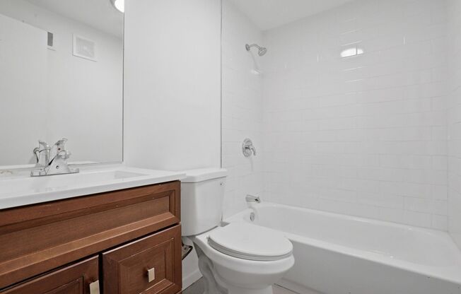 1 bed, 1 bath, 590 sqft, $1,395, Unit 315