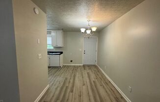 2 beds, 1 bath, $1,300