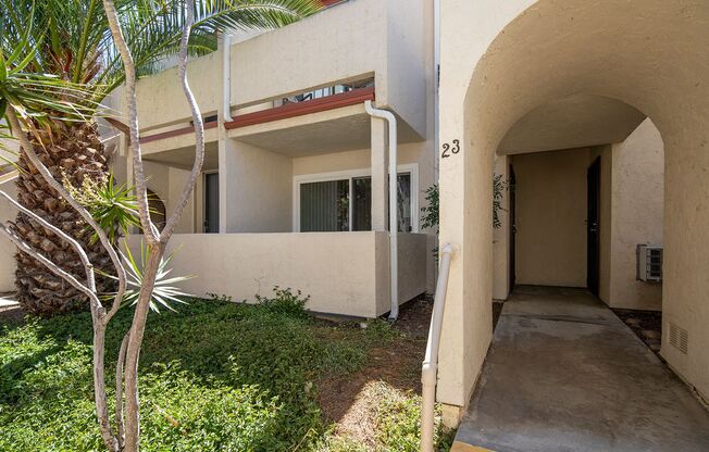 1 bed, 1 bath, 690 sqft, $2,095, Unit 082