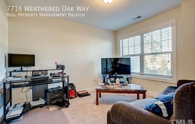 7716 Weathered Oak Way