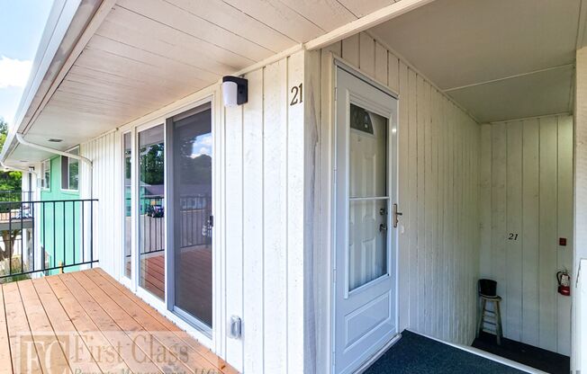 2 beds, 1 bath, 672 sqft, $1,395, Unit 21