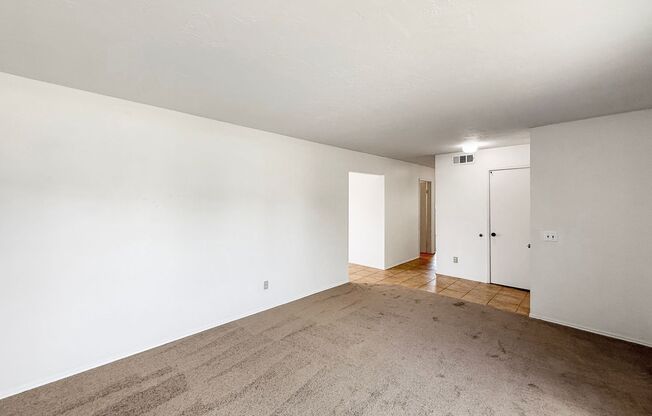Beautiful 3B/2BA House in Mira Mesa!