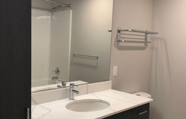 1 bed, 1 bath, 675 sqft, $2,595, Unit 403