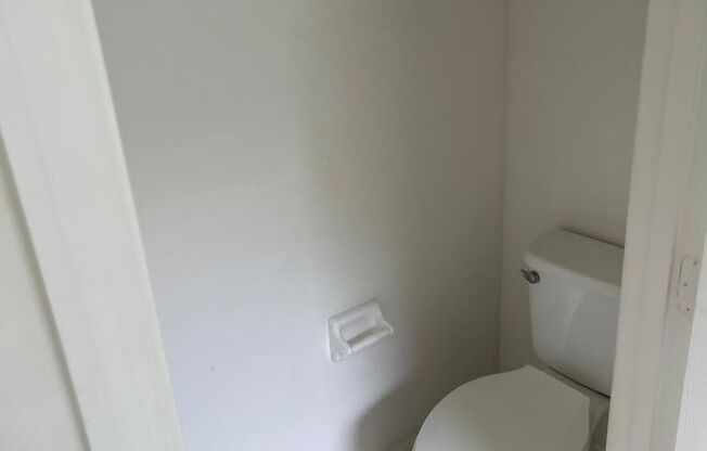 Fabulous 3/2.5 Townhouse located in The Vistas at Stonebridge Commons