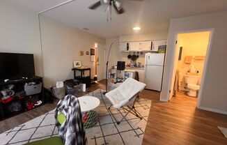 Studio, 1 bath, $775, Unit 8