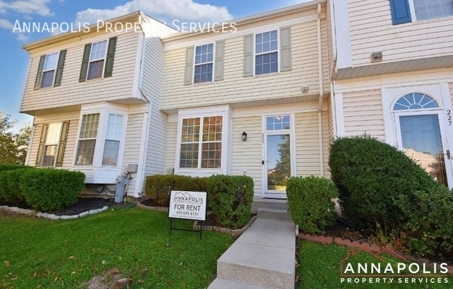 229 MILE RIV CT