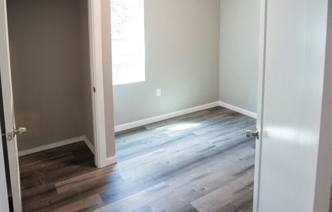 3 beds, 2 baths, $1,650, Unit 3/2