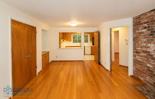 Contemporary North Berkeley 2 Bedroom Condominium