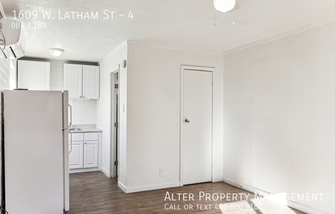 1609 W LATHAM ST