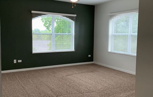 2 beds, 2 baths, 1,318 sqft, $3,412, Unit 354