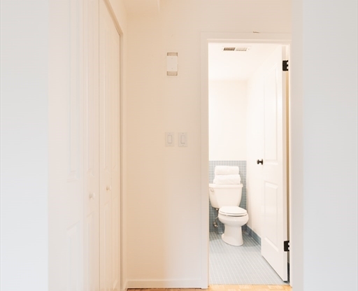 1 bed, 1 bath, 749 sqft, $2,700, Unit 301