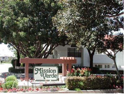 Mission Oaks - Camarillo - Upper level large 1+1 w/ 2-car garage