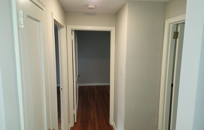 2 beds, 1 bath, 897 sqft, $2,175, Unit G-03