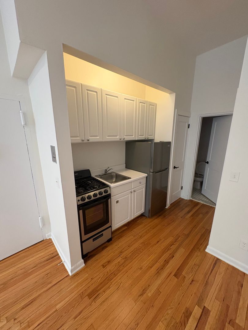 415 East 87th St