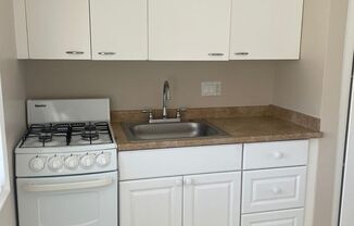 Studio, 1 bath, $1,595, Unit 06