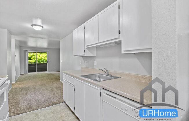 Stark Street Station 1 & 2-Bedroom Apartments in East Portland