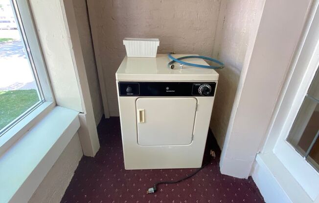1 bed, 1 bath, $1,125, Unit 1