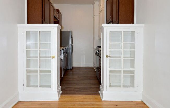 Studio, 1 bath, 480 sqft, $875, Unit 24 - 114