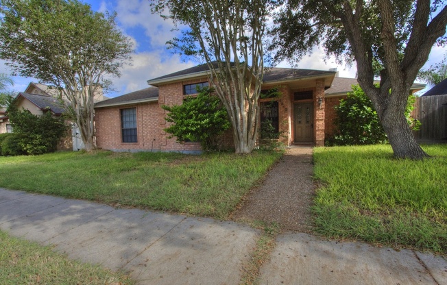 4510 Silver Hollow - 4Bed/2 Bath - $1,950/month