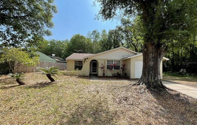 16131 MANORWOOD CIR