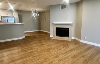 Oak Park updated 1 Bedroom with mountain views