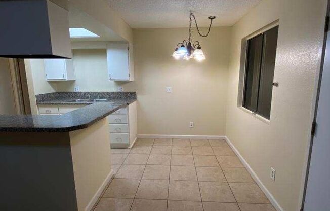 2 beds, 1 bath, $1,650