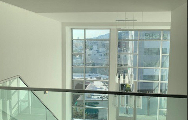 1 bed, 1.5 baths, 890 sqft, $3,450, Unit 1616 - 203