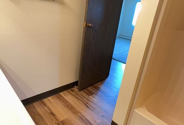 2 beds, 2 baths, 945 sqft, $979.99, Unit 825-J16