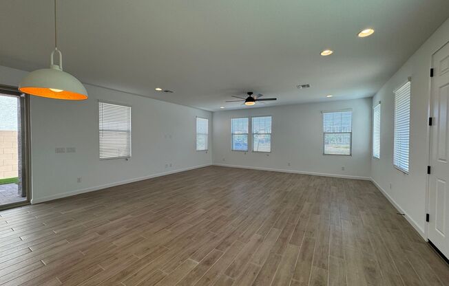 BRAND NEW HOME IN UNION PARK AT NORTERRA IN PHOENIX