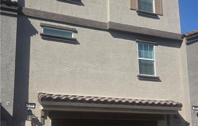 Brand-New Juniper Hills Townhome with 4 Bedrooms, Loft & Dual Balconies