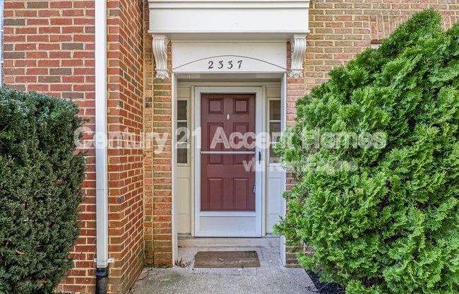 2337 HUNTINGTON STA CT