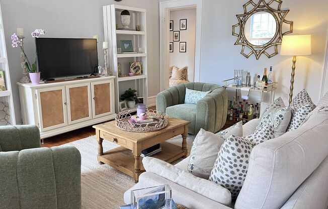 1 bed, 1 bath, 900 sqft, $1,925, Unit 1229-D2