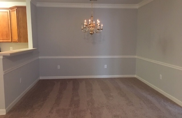 First Floor Condo in Cornelius-2 Bedrooms + Additional Flex Space with Door