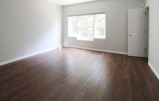 1300 Orren St NE #3