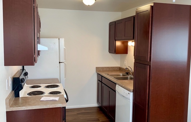 2 beds, 1 bath, 800 sqft, $895, Unit Unit 1