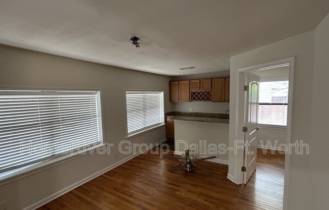 2973 PHYLLIS LN