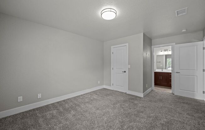 2 beds, 1 bath, 875 sqft, $2,025, Unit 47