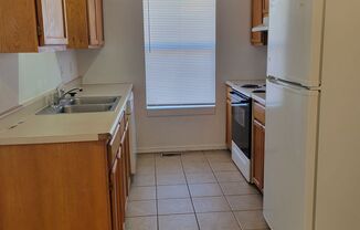 3 beds, 1 bath, $1,150