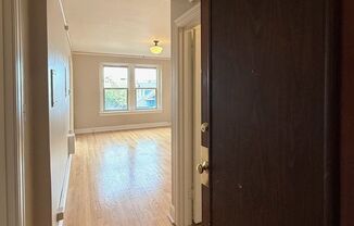 Studio, 1 bath, 460 sqft, $1,325, Unit 105