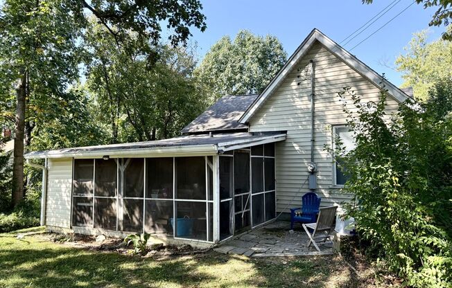 2 BEDROOM LOCATED IN PROSPECT HILL, AVAIL AUGUST 2026! $1,500 MONTHLY