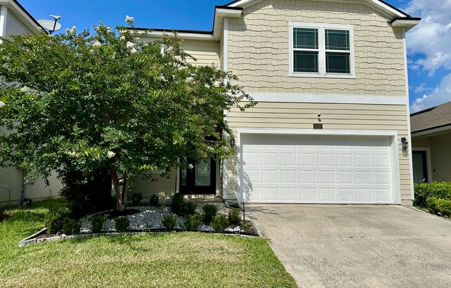 Welcome Home to Fox Creek – Where Comfort Meets Community!!