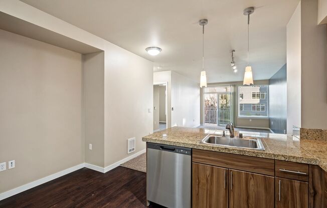 1 bed, 1 bath, 627 sqft, $2,599, Unit 604