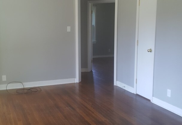 3 beds, 1 bath, $1,650