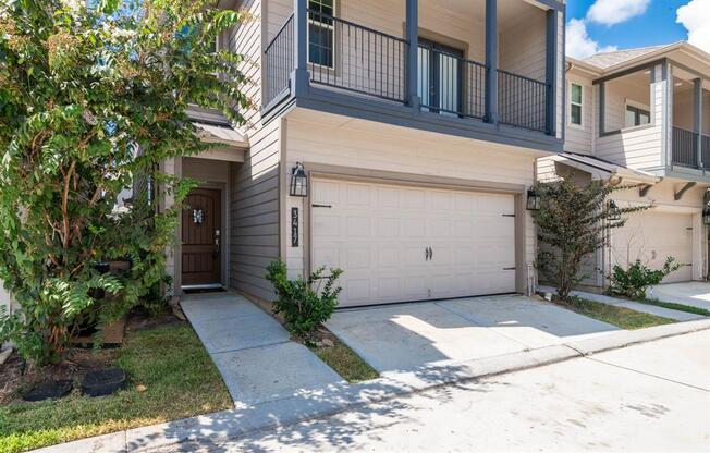 3417 AVONDALE VW DR