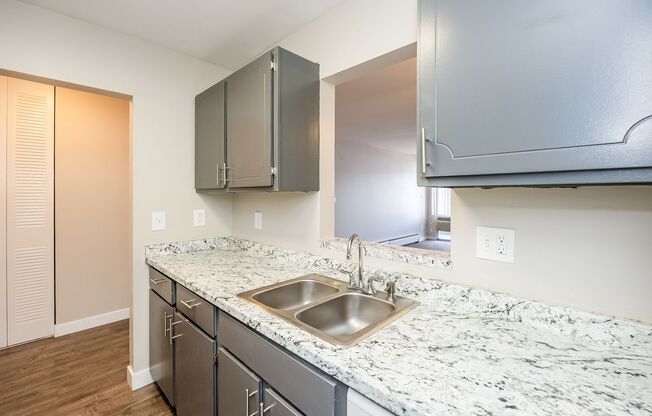 1 bed, 1 bath, 554 sqft, $899, Unit 106-A