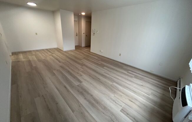 1 bed, 1 bath, $995, Unit 247