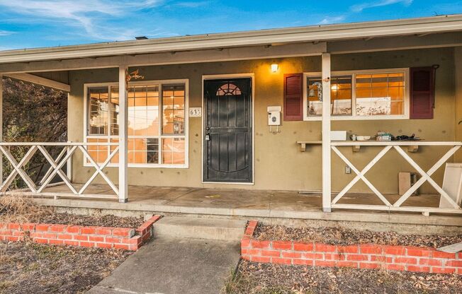 Updated Kitchen & Classic charm in Santa Clara